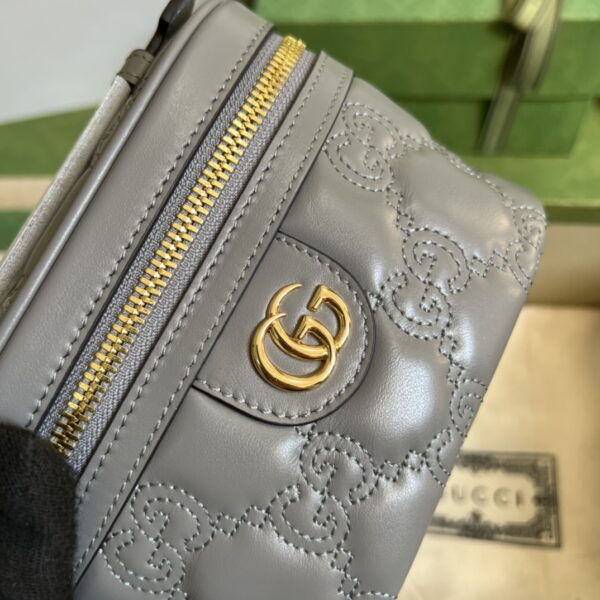 Gucci GG MATELASSÉ TOP HANDLE MINI BAG