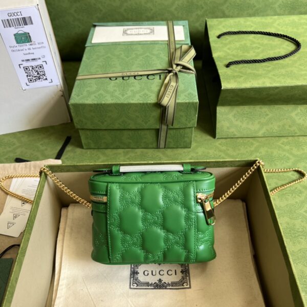 Gucci GG MATELASSÉ TOP HANDLE MINI BAG