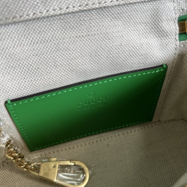 Gucci GG MATELASSÉ TOP HANDLE MINI BAG