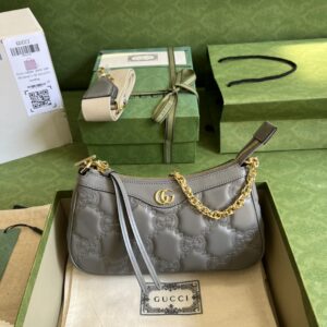 GUCCI Matelassé handbag
