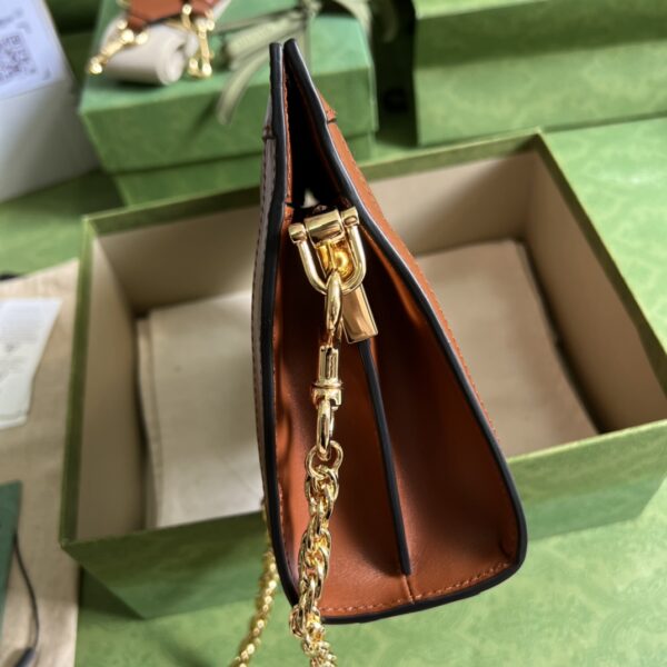 Gucci GG MATELASSÉ SMALL BAG