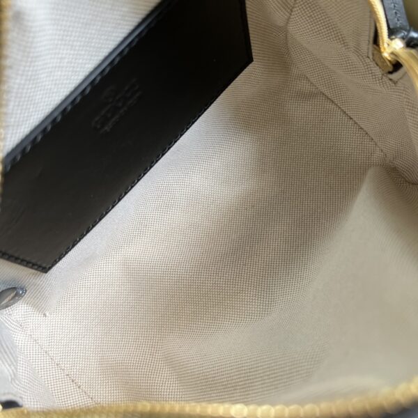 GUCCI GG MATELASSÉ MINI BAG
