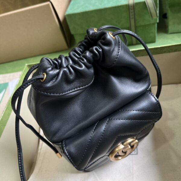 Gucci GG MARMONT MINI BUCKET BAG