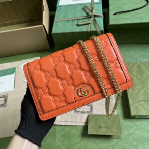 Gucci GG MATELASSÉ CHAIN WALLET