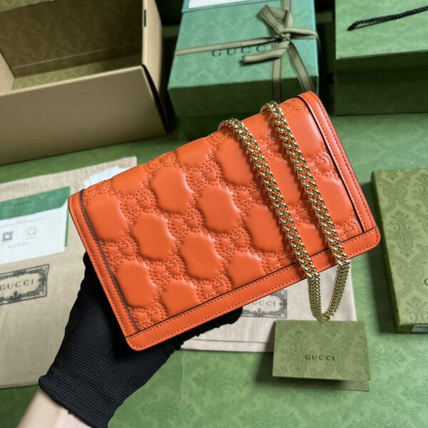Gucci GG MATELASSÉ CHAIN WALLET
