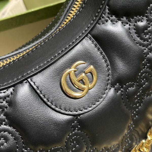 Gucci GG MATELASSÉ SMALL SHOULDER BAG