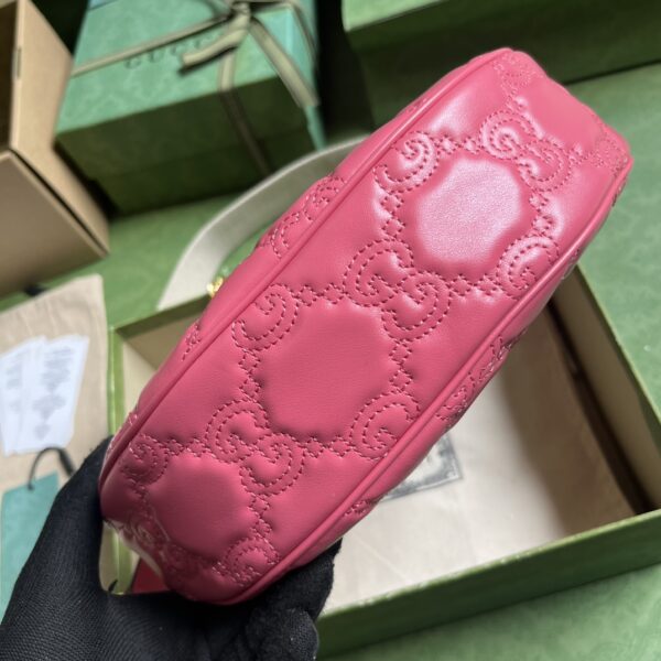 Gucci GG MATELASSÉ SMALL SHOULDER BAG
