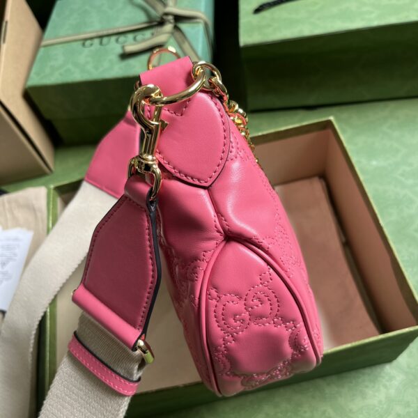 Gucci GG MATELASSÉ SMALL SHOULDER BAG