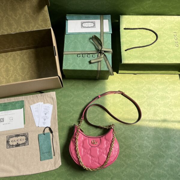 Gucci GG MATELASSÉ MINI BAG