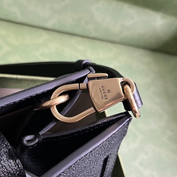 Gucci Diana small shoulder bag