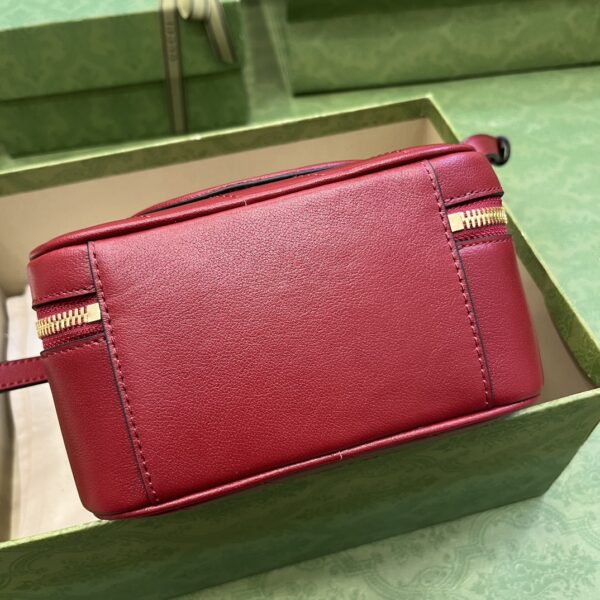 Gucci Blondie top handle bag