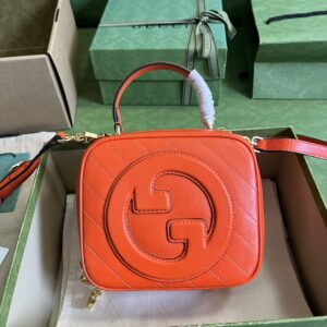 Gucci Blondie top handle bag