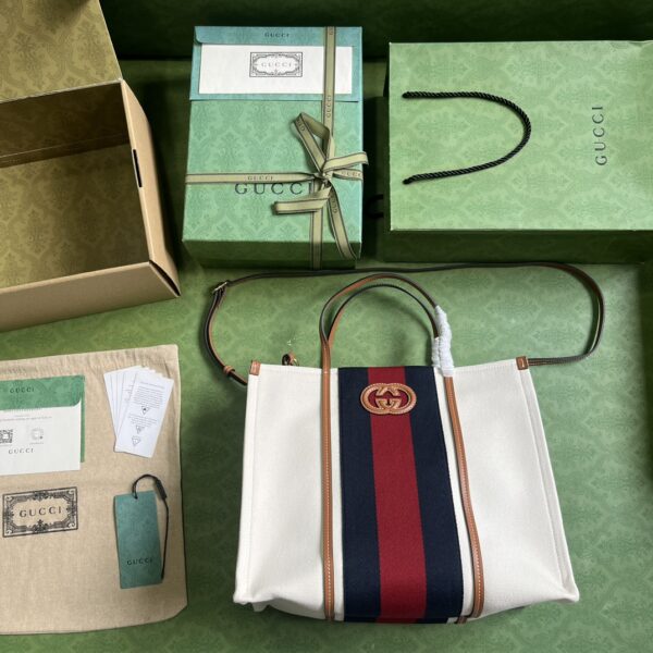 Gucci MEDIUM INTERLOCKING G TOTE BAG