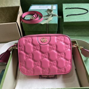 Gucci GG MATELASSÉ SMALL BAG