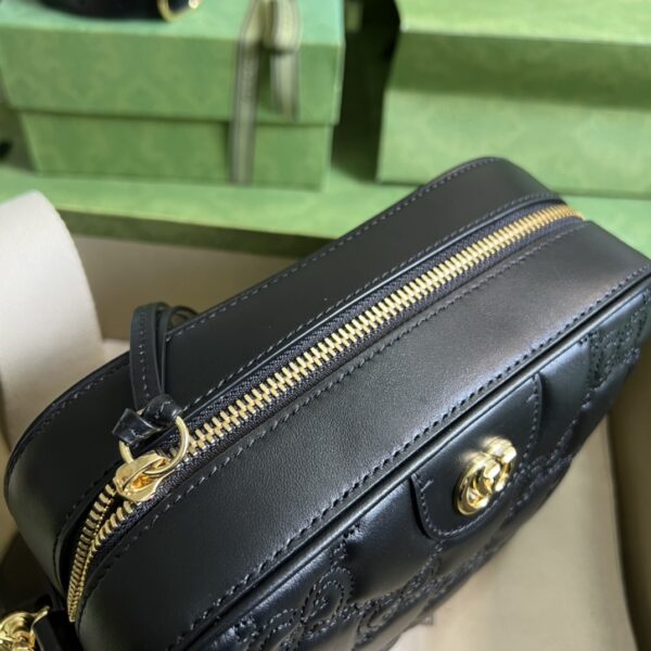 Gucci GG MATELASSÉ SMALL BAG