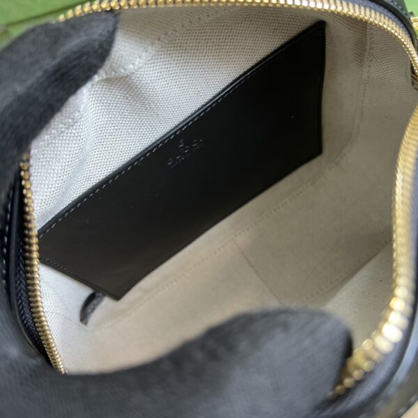 Gucci GG MATELASSÉ SMALL BAG