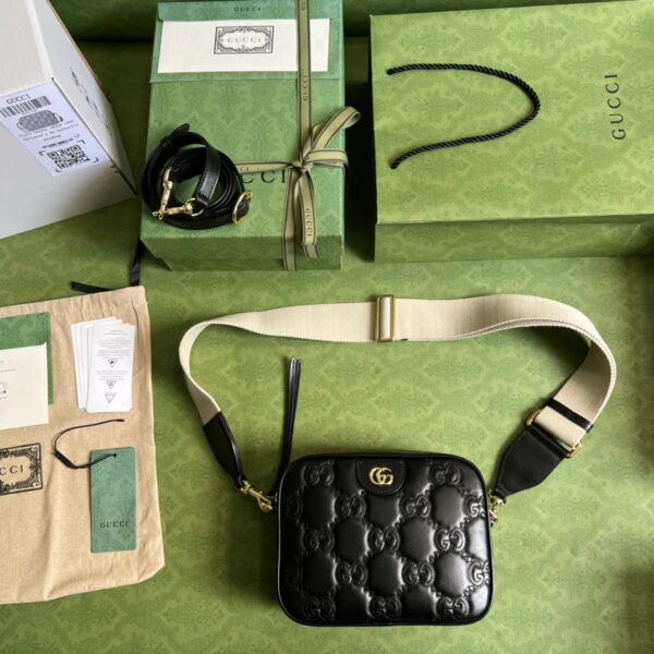 Gucci GG MATELASSÉ SMALL BAG