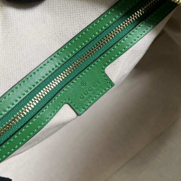 Gucci GG MATELASSÉ MEDIUM BAG