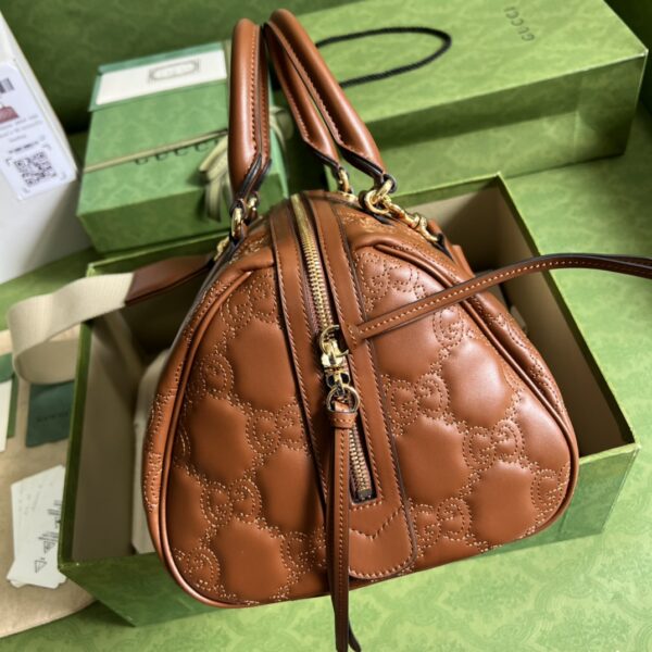 Gucci GG MATELASSÉ MEDIUM BAG