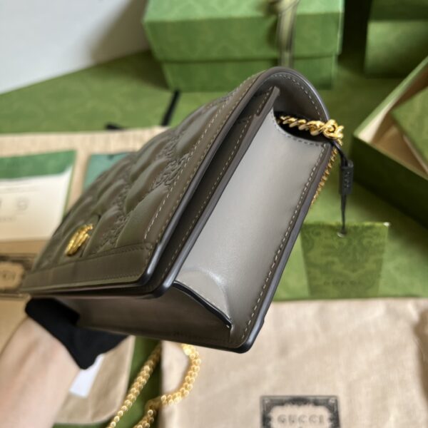 Gucci GG MATELASSÉ CHAIN WALLET