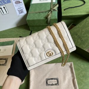 Gucci GG MATELASSÉ CHAIN WALLET