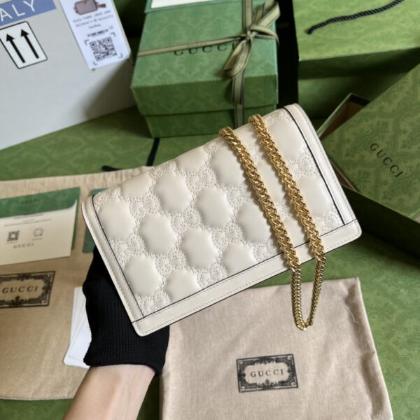 Gucci GG MATELASSÉ CHAIN WALLET