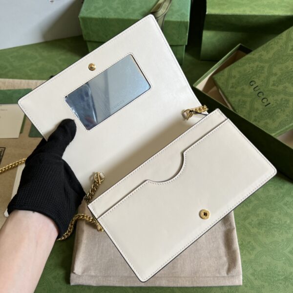 Gucci GG MATELASSÉ CHAIN WALLET