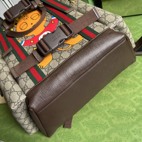 Gucci GG SKATEBOARD BACKPACK WITH WEB