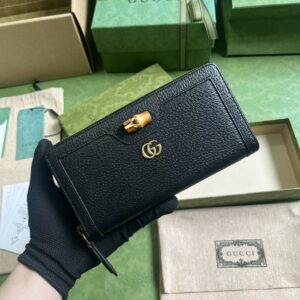 Gucci Diana Wallet