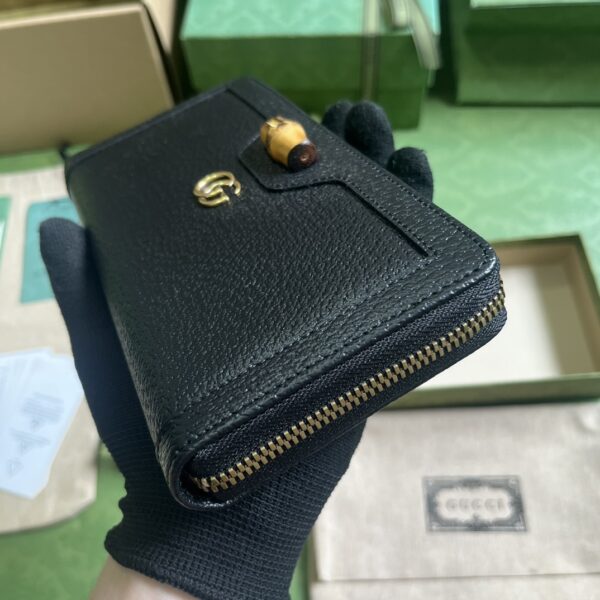 Gucci Diana Wallet