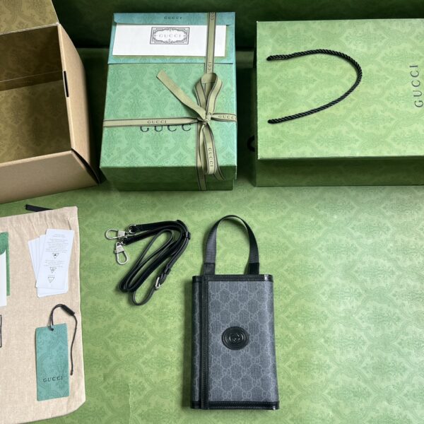 Gucci GG TOP HANDLE WALLET