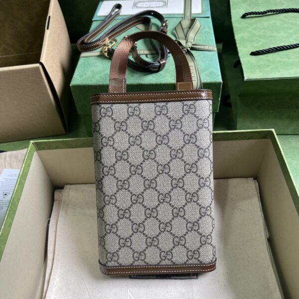Gucci GG TOP HANDLE WALLET