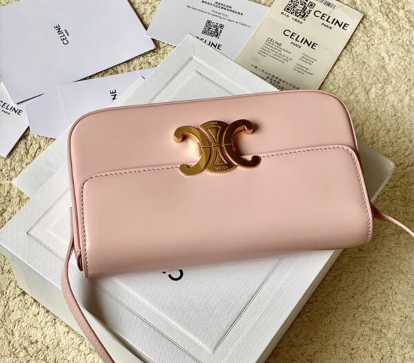 CELINE TRIOMPHE SHOULDER BAG