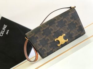 CELINE TRAPEZE TRIOMPHE BAG