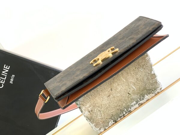 CELINE TRAPEZE TRIOMPHE BAG