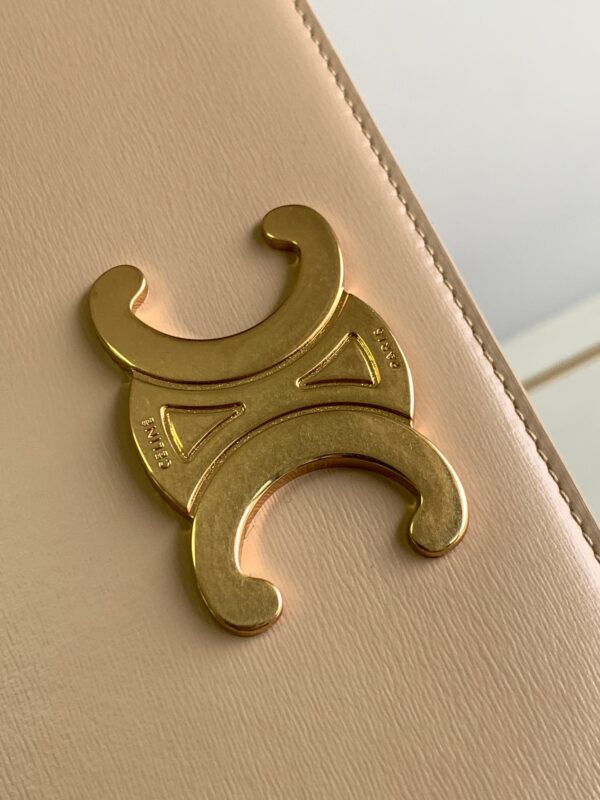 CELINE TRAPEZE TRIOMPHE BAG