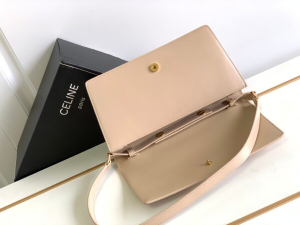 CELINE TRAPEZE TRIOMPHE BAG