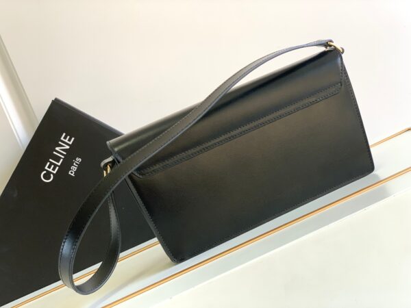 CELINE TRAPEZE TRIOMPHE BAG