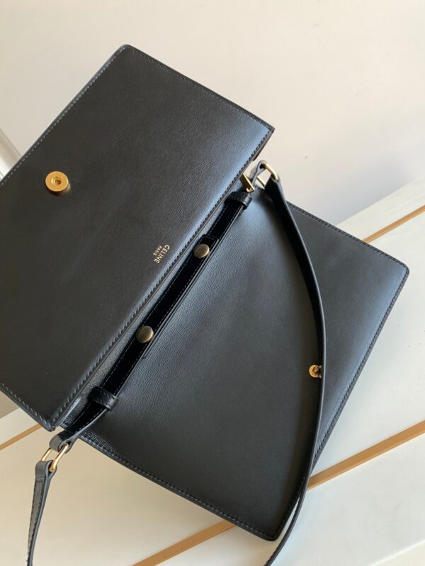 CELINE TRAPEZE TRIOMPHE BAG