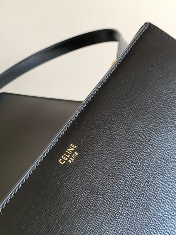 CELINE TRAPEZE TRIOMPHE BAG