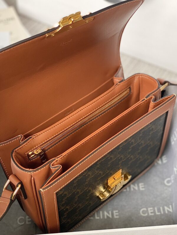CELINE CLASSIQUE TRIOMPHE BAG