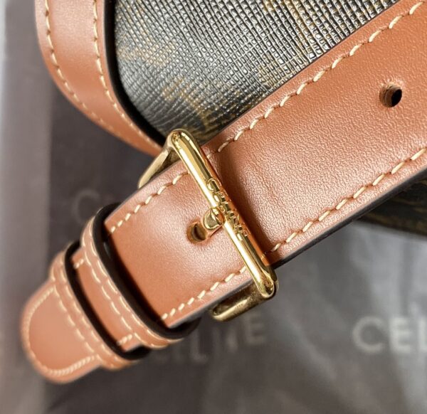 CELINE CLASSIQUE TRIOMPHE BAG