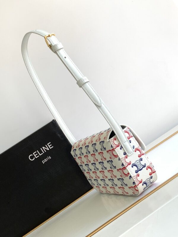 CELINE SHOULDER BAG TRIOMPHE