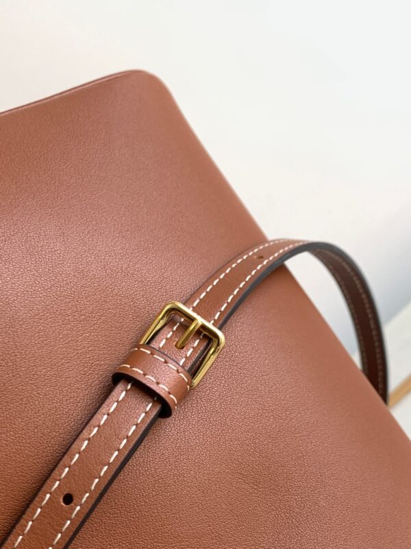 CELINE SMALL CABAS DRAWSTRING CUIR TRIOMPHE
