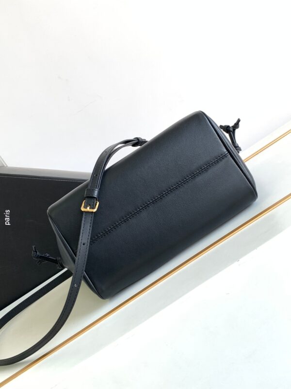 CELINE SMALL CABAS DRAWSTRING CUIR TRIOMPHE