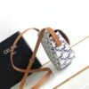CELINE BESACE CUIR TRIOMPHE