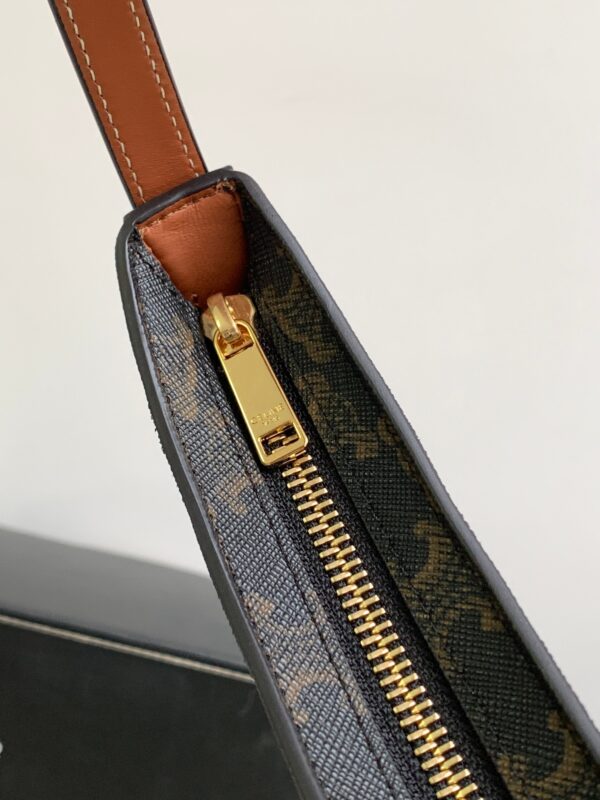 MEDIUM CELINE CROQUE BAG