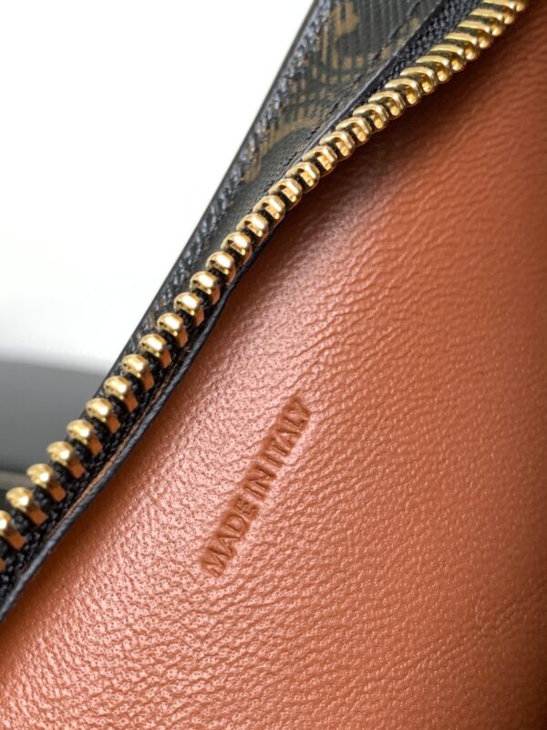 MEDIUM CELINE CROQUE BAG