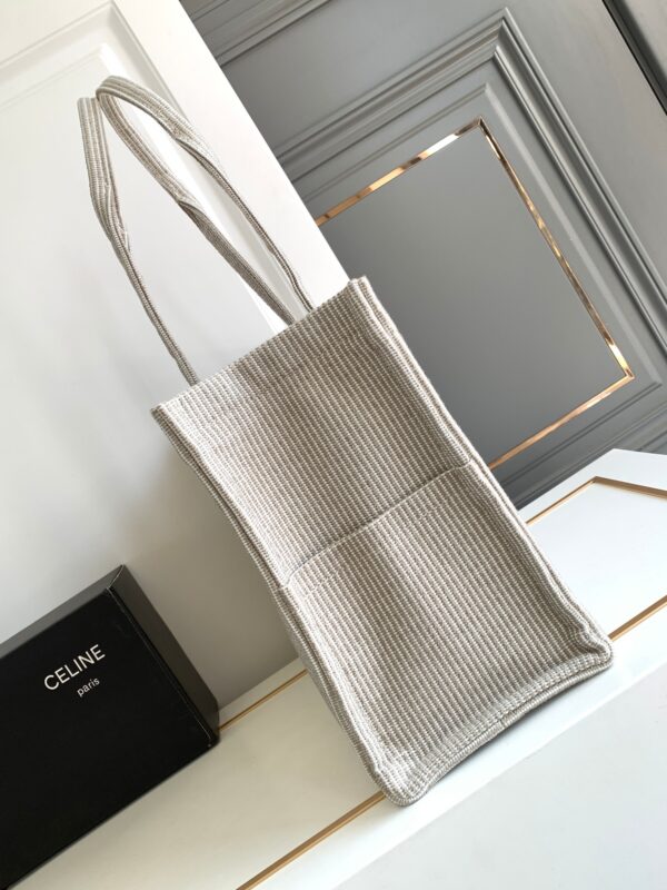 CELINE LARGE CABAS THAIS