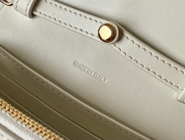 CELINE SMALL 16 WALLET ON CHAIN